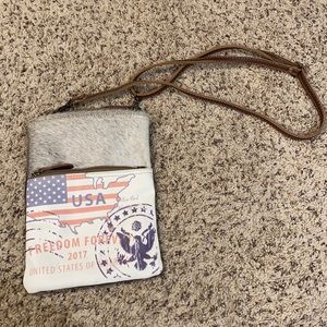 Myra Freedom Crossbody